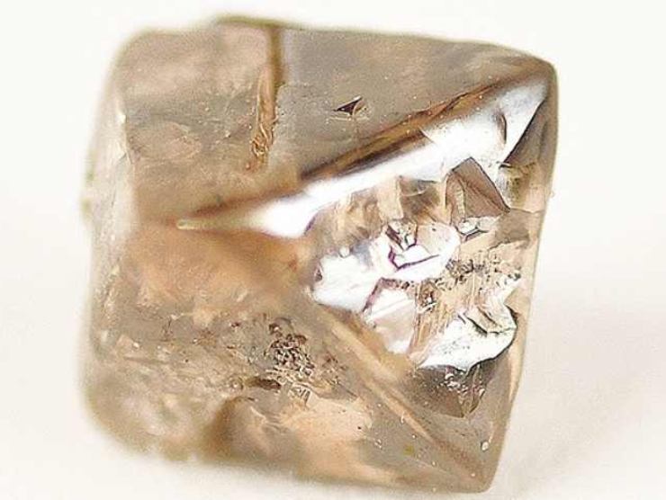 Un diamante allo stato grezzo (wikipedia) - curiosauro.it