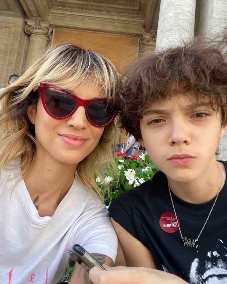 Asia Argento con figlio