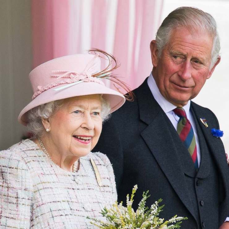 Regina Elisabetta e Re Carlo 