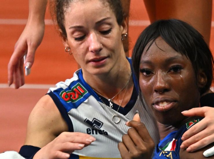 Paola Egonu in lacrime 