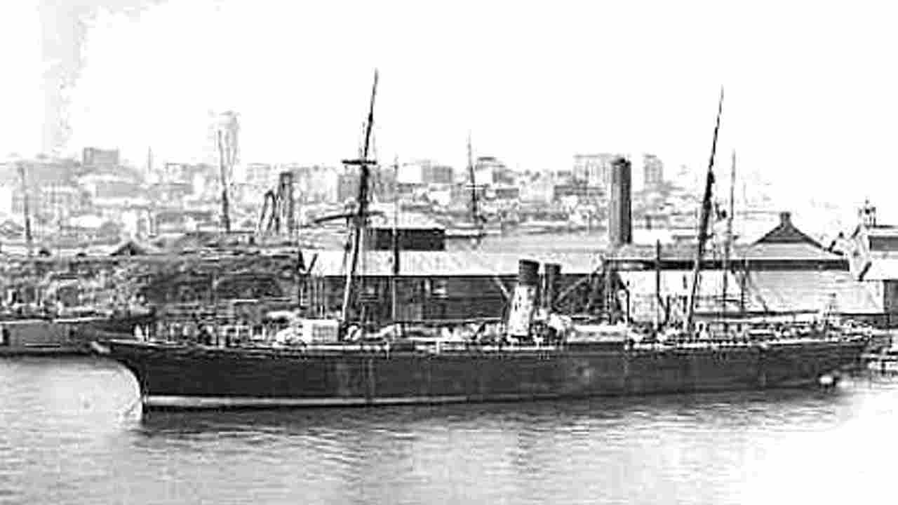Nave Adelaide