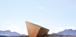 Earth Black Box