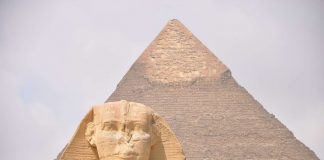 Egitto, in tempio funerario rinvenute due sfingi -curiosauro.it 02022022