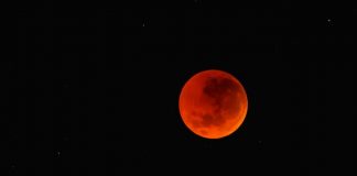 Luna rossa
