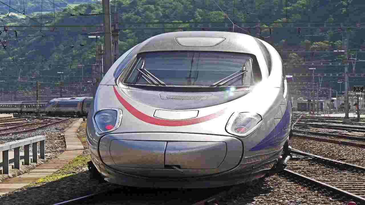 A Reggio Calabria il primo treno ibrido di Trenitalia-curiosauro.it- 12042022