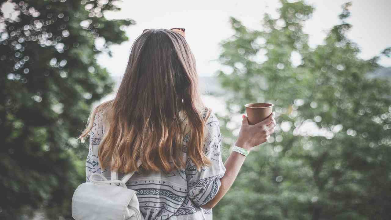 Imballaggi innovativi, pelle di calamaro per tenere caldo il caffè- curiosauro.it- 13042022