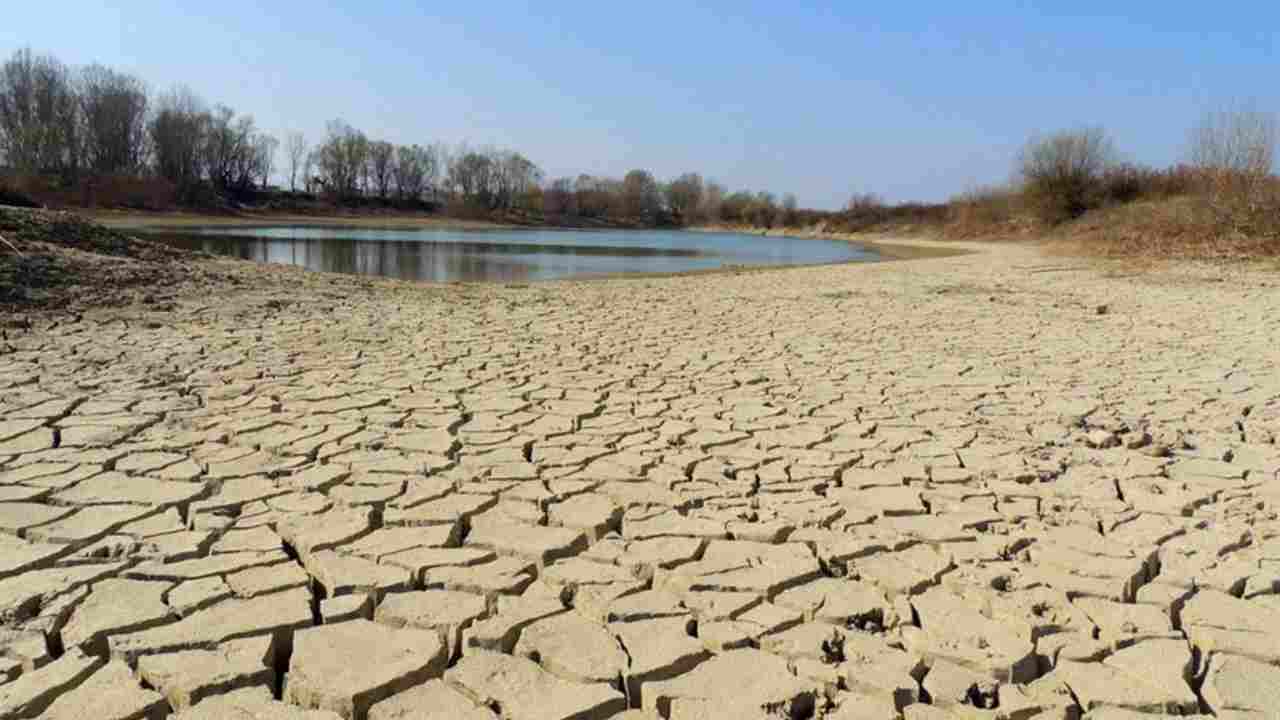 elettricità e acqua potabile