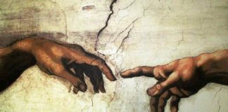 Darwin Dio-Un particolare della Cappella Sistina dipinto da Michelangelo (wikipedia) - 20220520-www.curiosauro.it