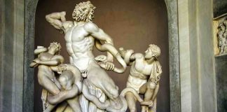 Il celebre Gruppo del Laocoonte, una scultura ellenistica della scuola rodia conservata a Roma (Commons license) - www.curiosauro.it