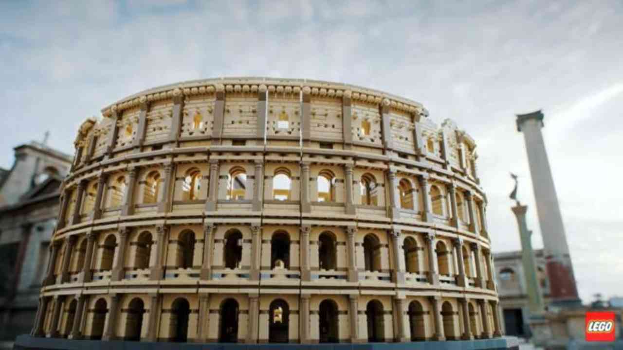 Colosseo mattoncini www.curiosauro.it