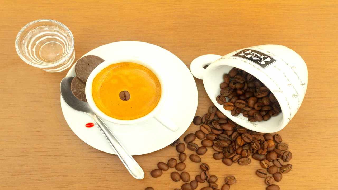 Trucchi per dimagrire, il potenziale del caffè al limone- curiosauro.it- 170522