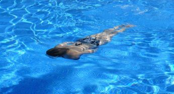 Bagno al mare o in piscina: rischi grosso e forse nemmeno lo sai