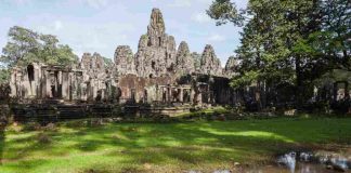Bayon www.curiosauro.it