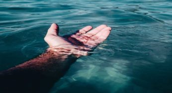Infezioni, tutti i rischi di andare in spiaggia senza precauzioni