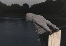 Tentativo di suicidio