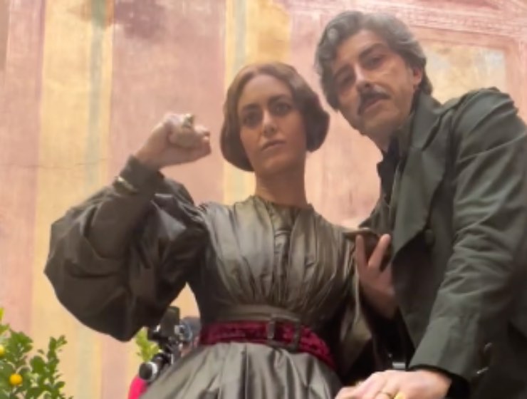Il backstage da I Leoni di Sicilia diventa virale, Miriam Leone invecchiata per la serie tv
